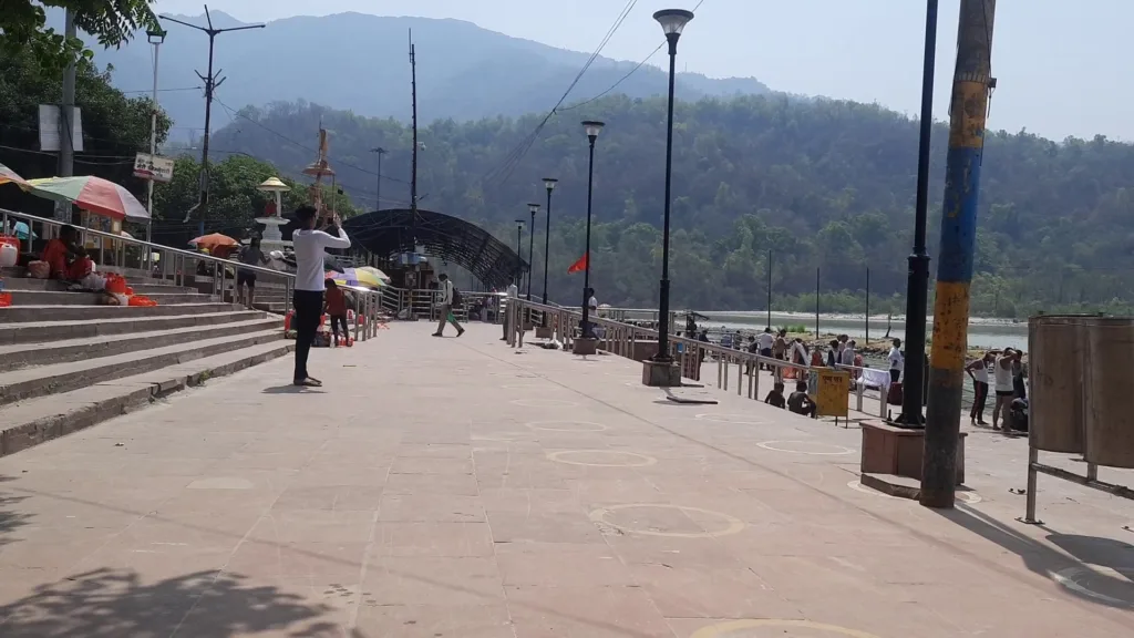 triveni ghat rishikesh photo